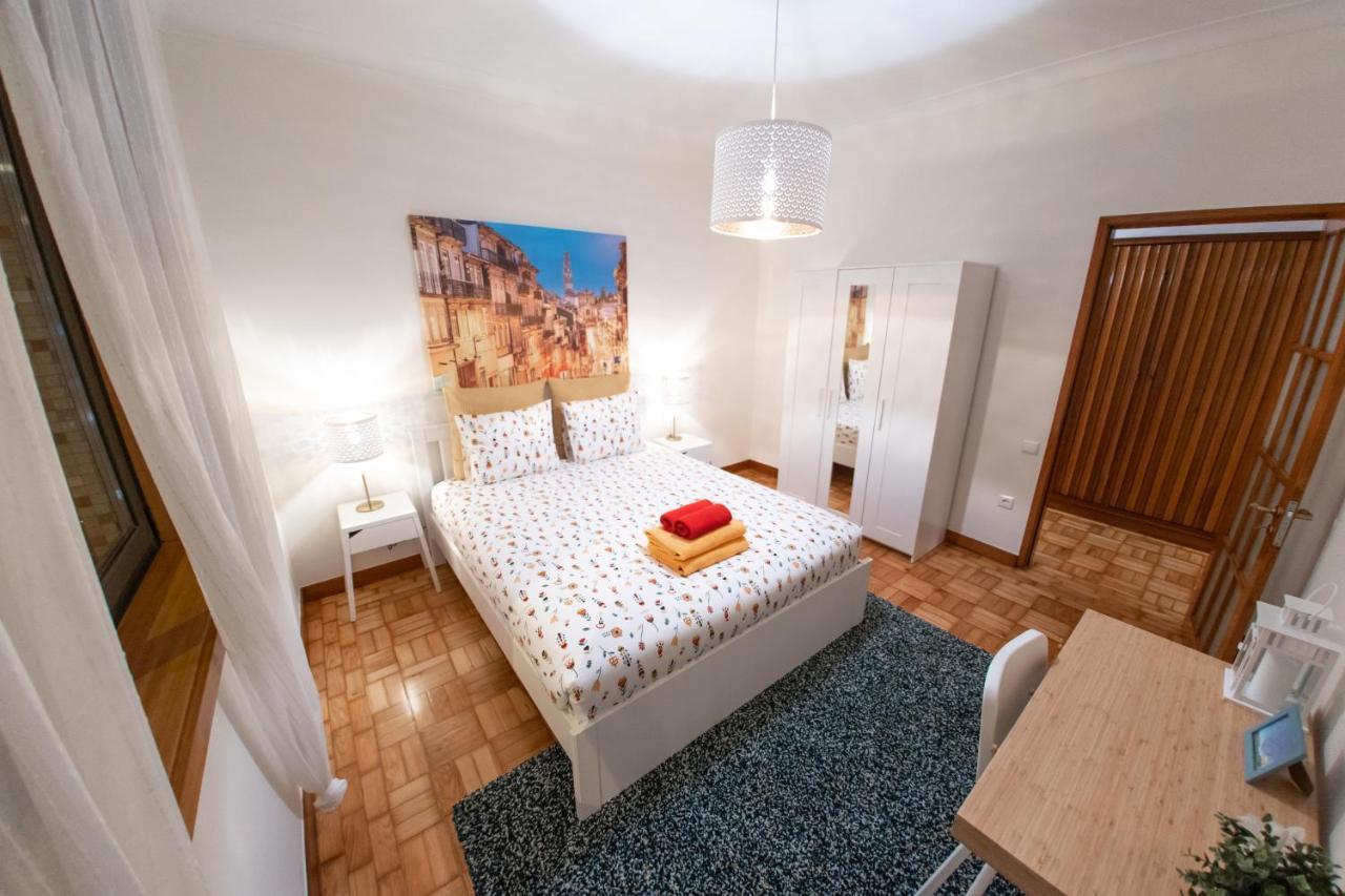 Porto Je T'Aime - Sweet Rooms บีลาโนวาเดกายา ภายนอก รูปภาพ