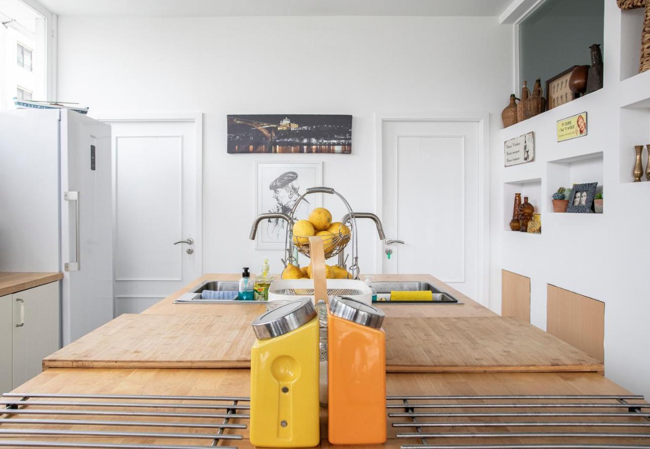 Porto Je T'Aime - Sweet Rooms บีลาโนวาเดกายา ภายนอก รูปภาพ