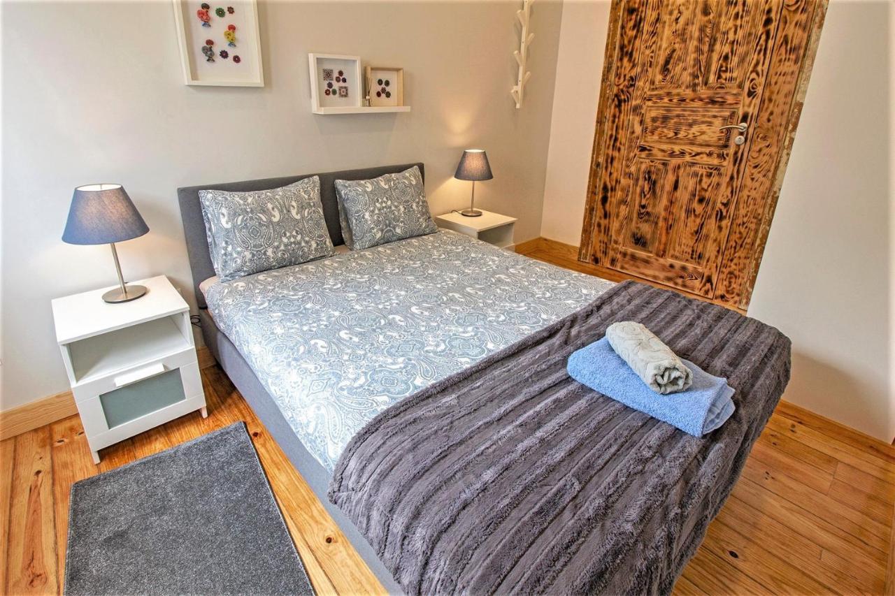 Porto Je T'Aime - Sweet Rooms บีลาโนวาเดกายา ภายนอก รูปภาพ